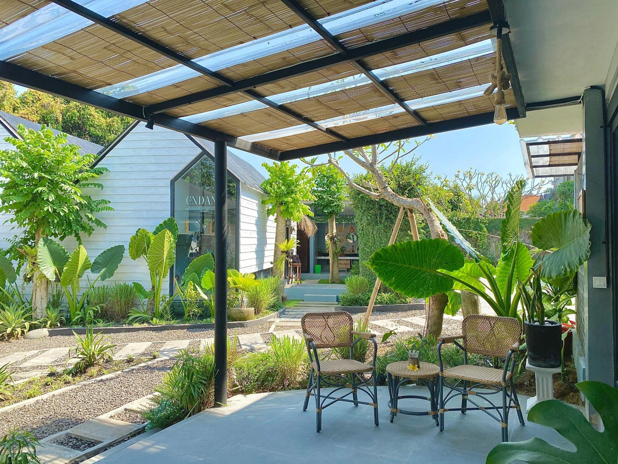 The Jungle Hostel Canggu Exterior photo