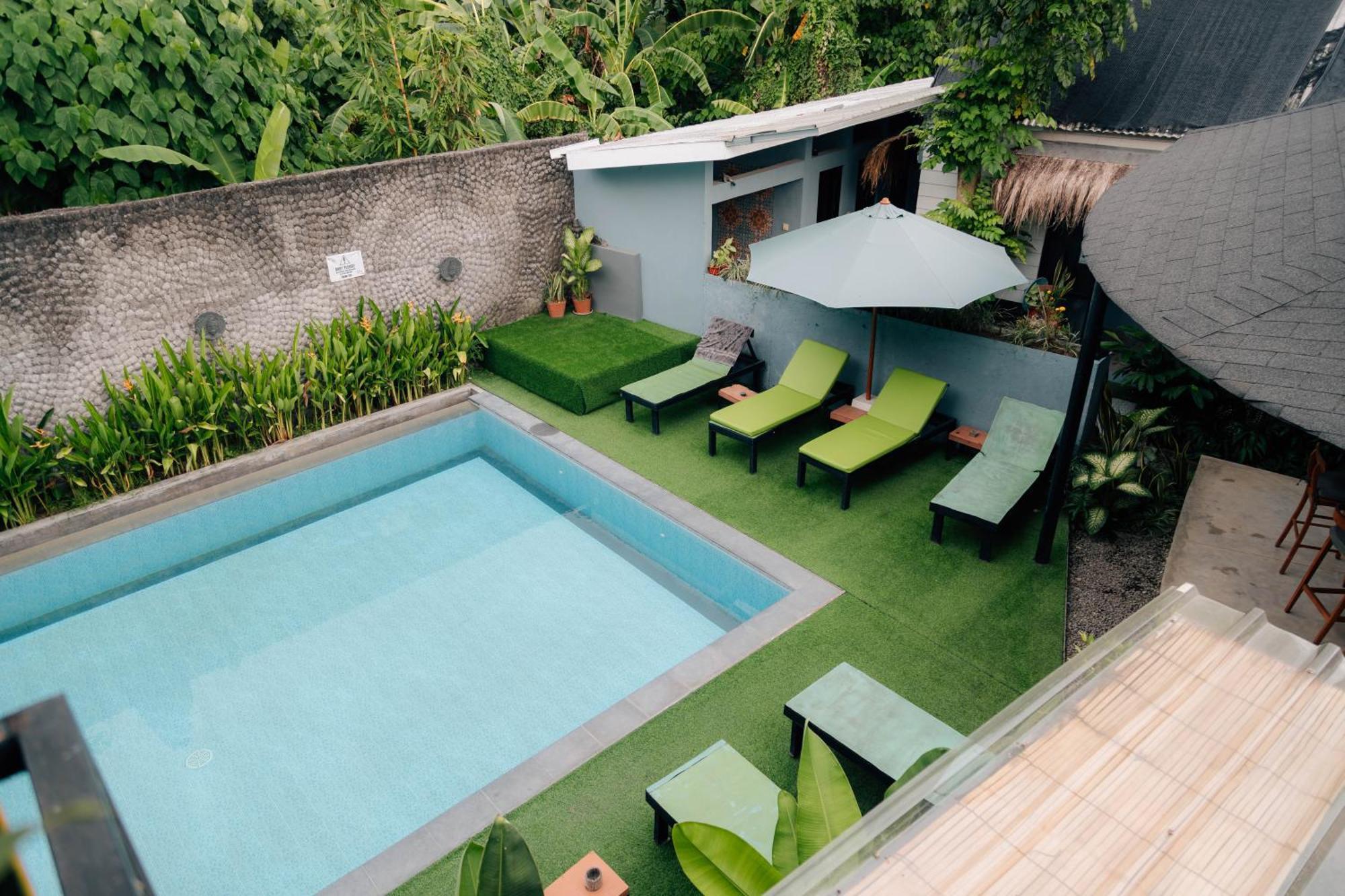 The Jungle Hostel Canggu Exterior photo