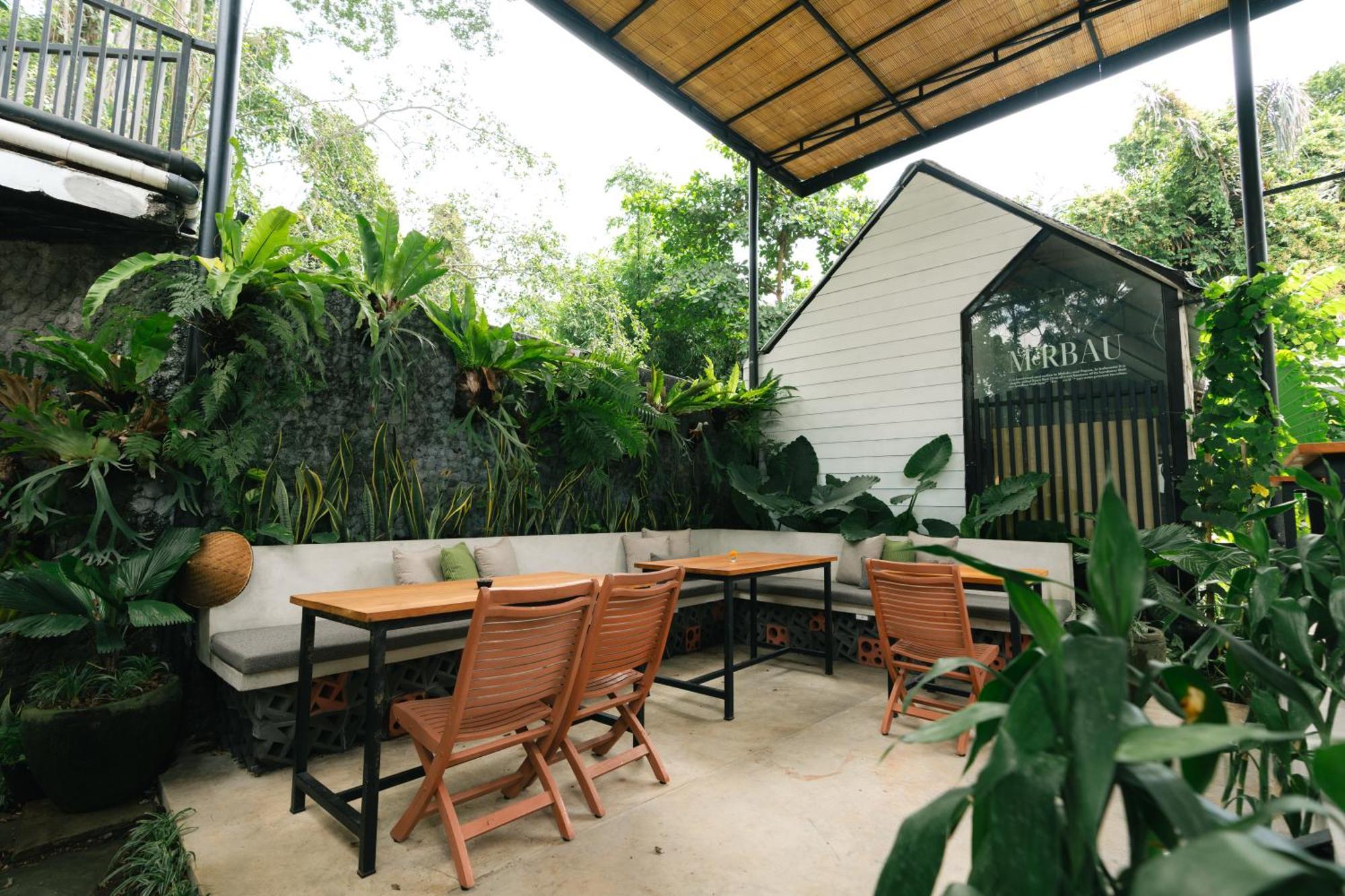 The Jungle Hostel Canggu Exterior photo