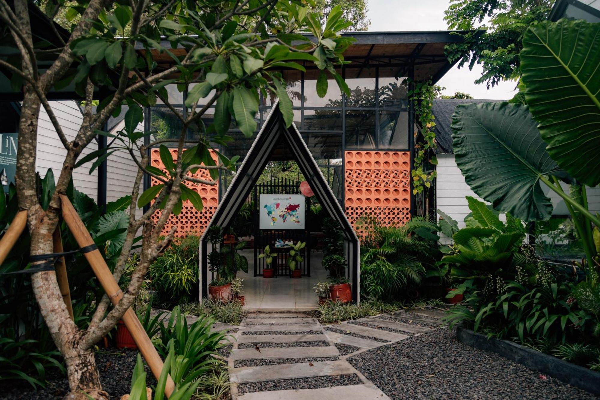 The Jungle Hostel Canggu Exterior photo