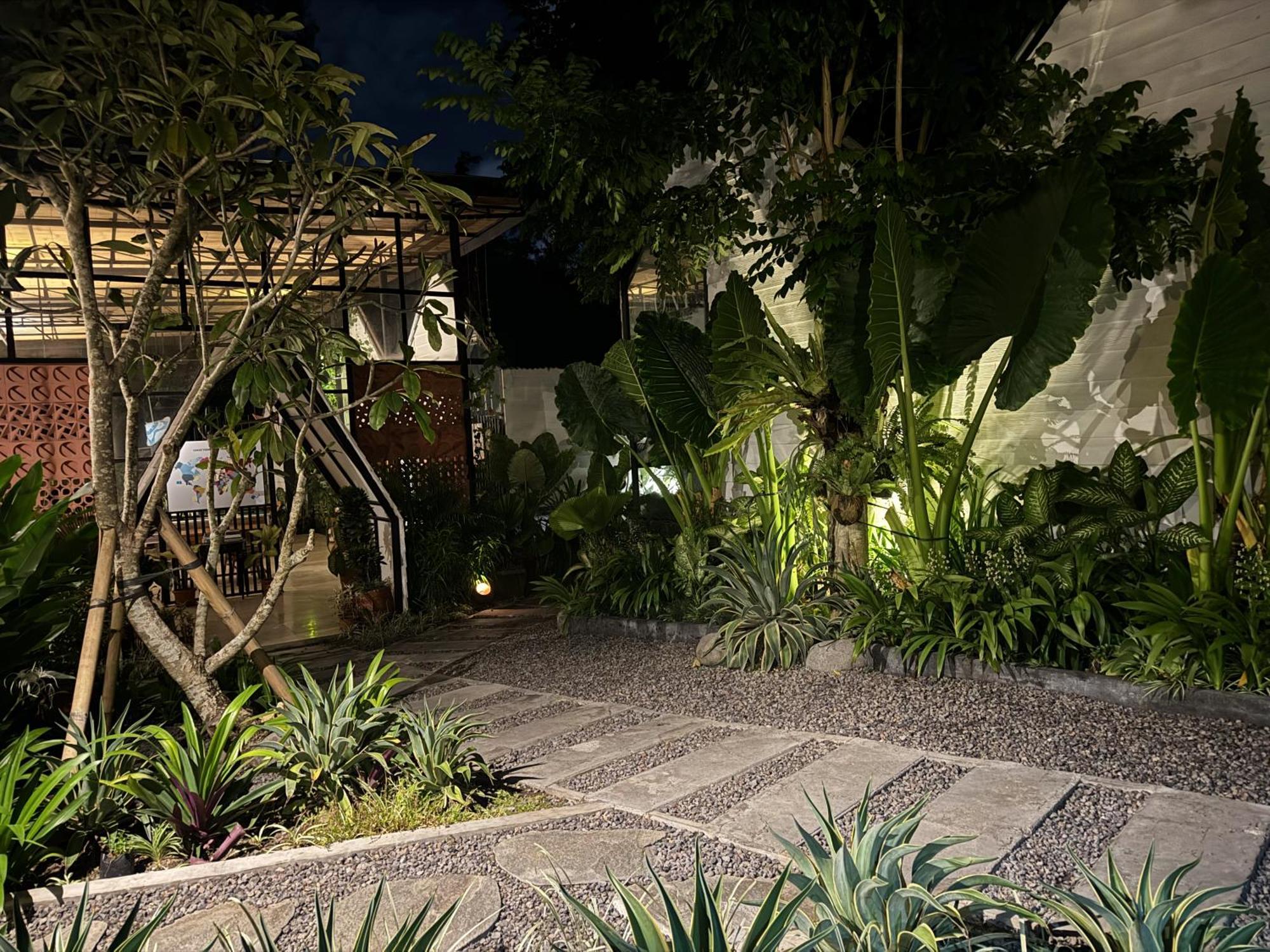 The Jungle Hostel Canggu Exterior photo